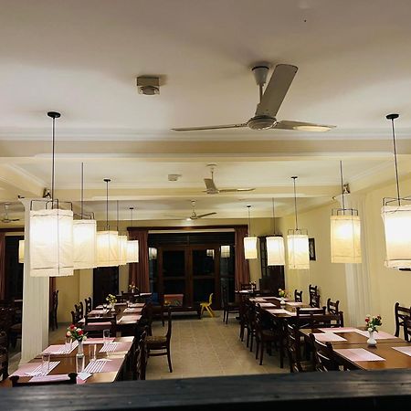 Hotel Sunflower Kataragama Eksteriør bilde