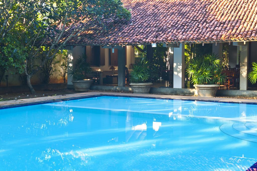Hotel Sunflower Kataragama Eksteriør bilde