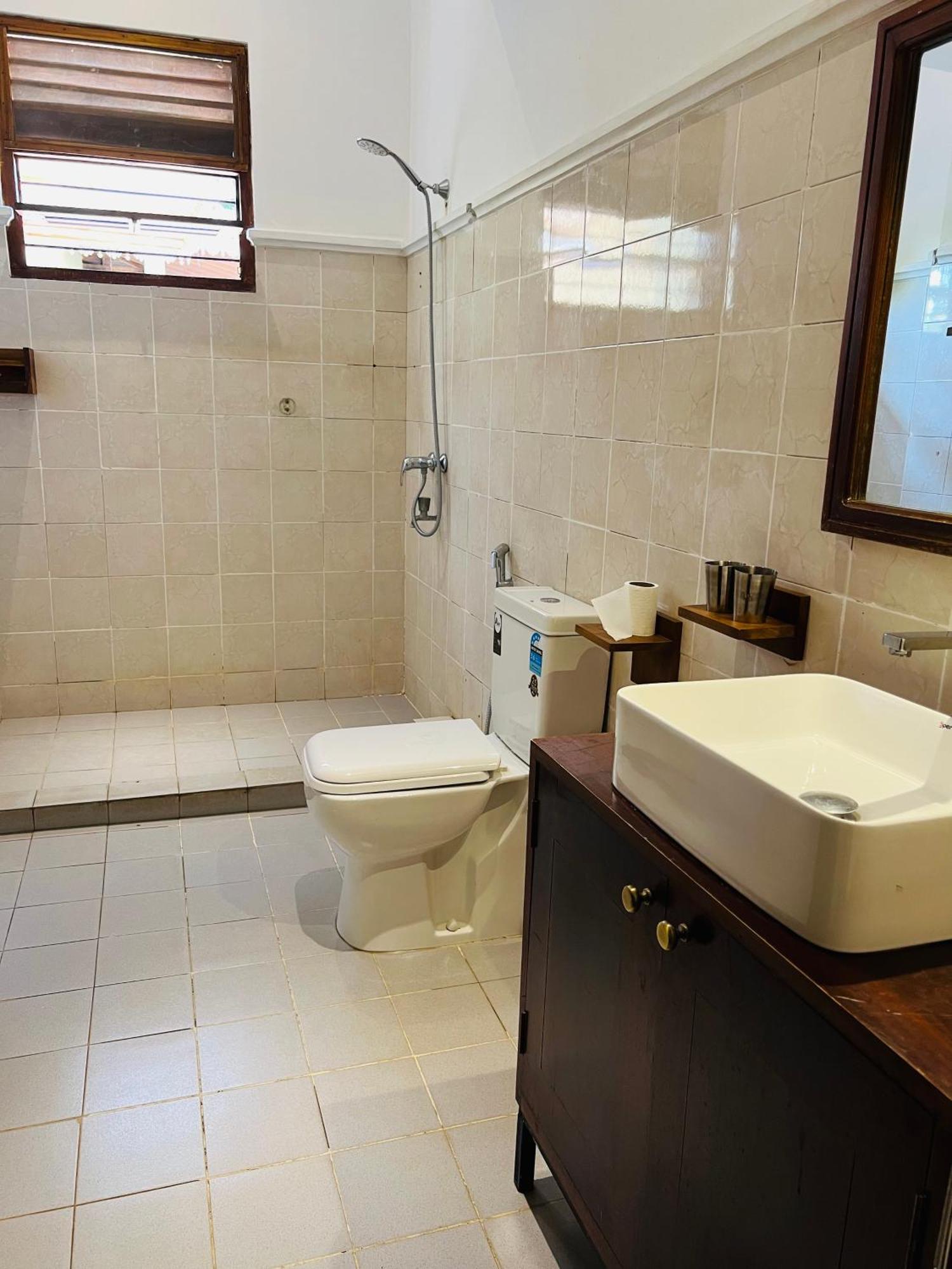 Hotel Sunflower Kataragama Eksteriør bilde