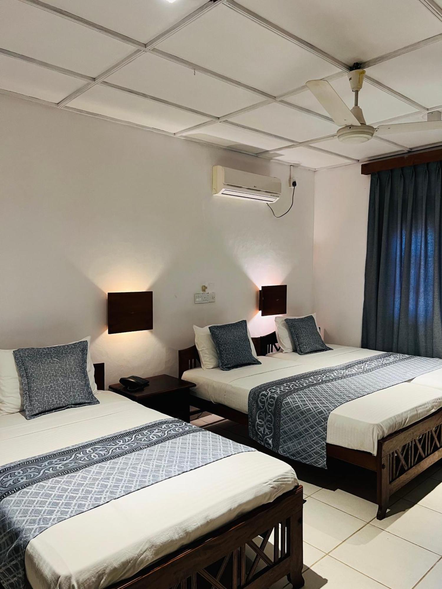 Hotel Sunflower Kataragama Eksteriør bilde