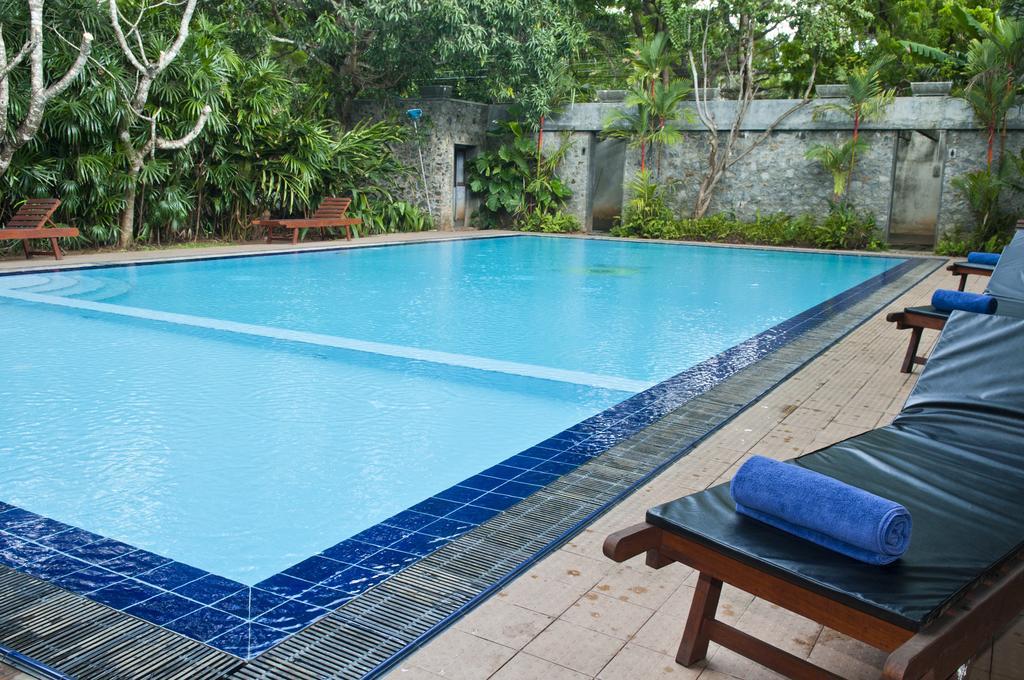 Hotel Sunflower Kataragama Eksteriør bilde