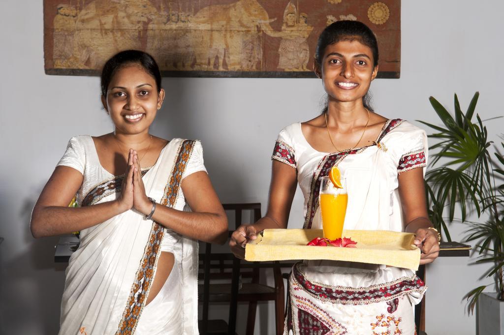 Hotel Sunflower Kataragama Eksteriør bilde